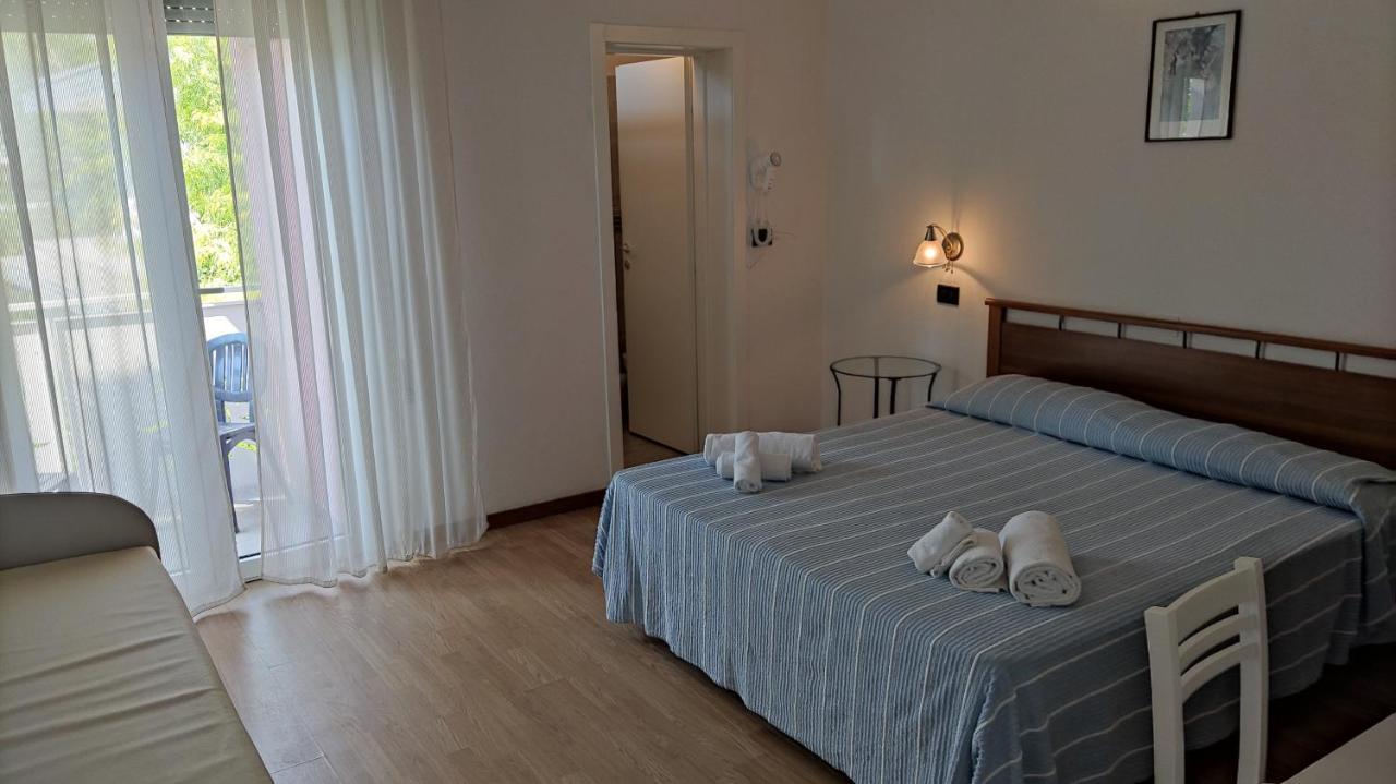 Hotel Villa Elisa Rimini Exterior foto