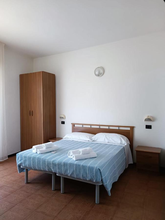 Hotel Villa Elisa Rimini Exterior foto