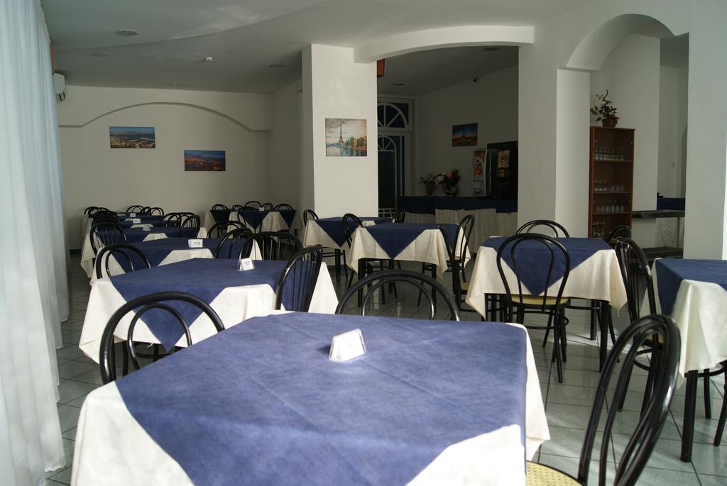 Hotel Villa Elisa Rimini Exterior foto